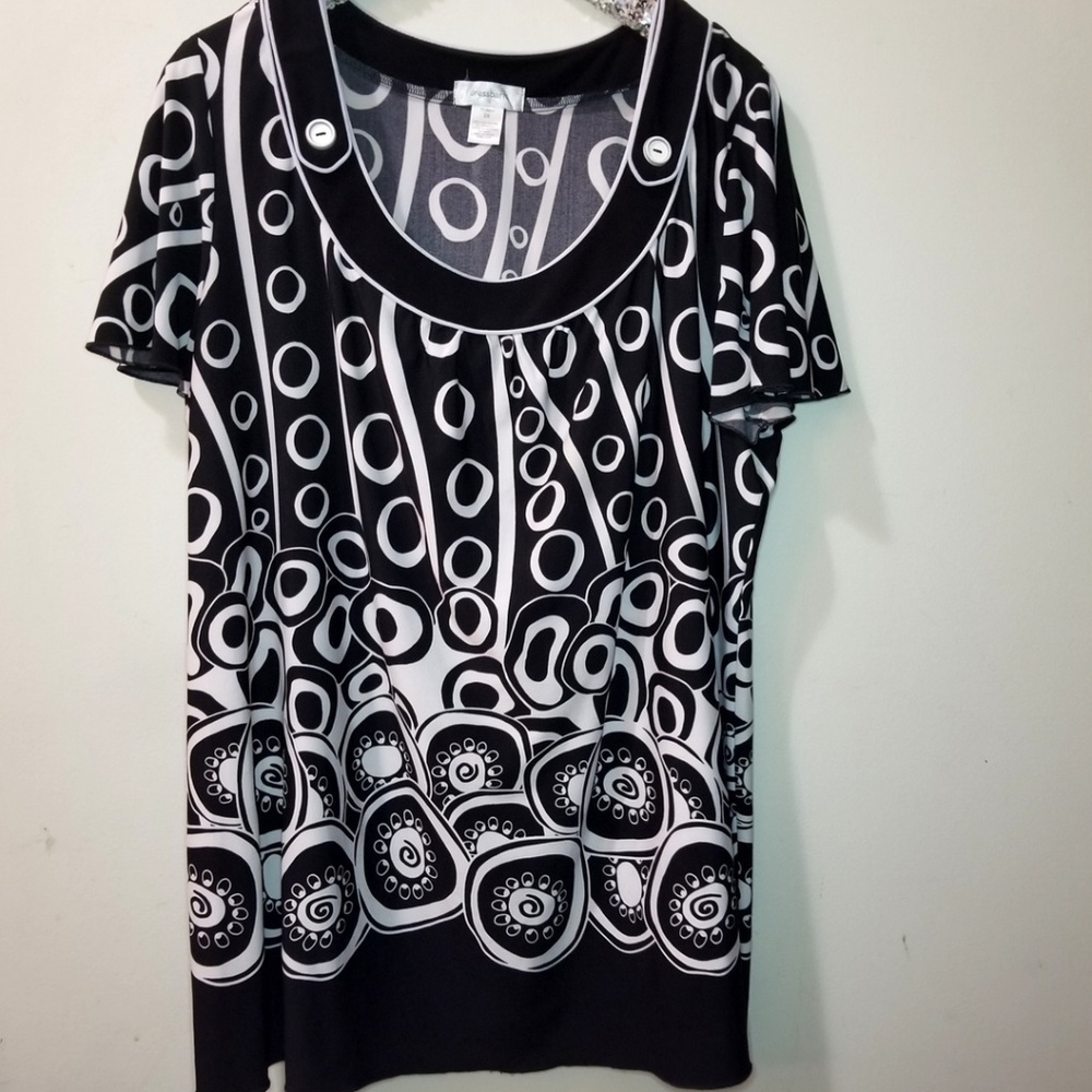 Black and White Tunic Top - Retro Pattern